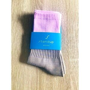 NEW … STANDUP “Fay” Crew Socks